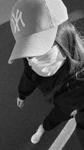 <em> </em><em><strong>Emily R.</strong></em>